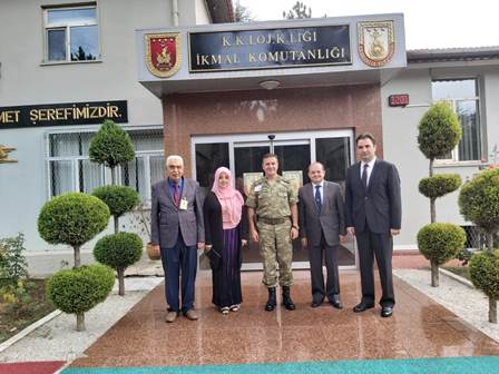 “Kahraman ordumuzun yanındayız”