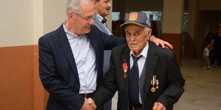 “Şehit ve Gazilerimize Minnet Borçluyuz”