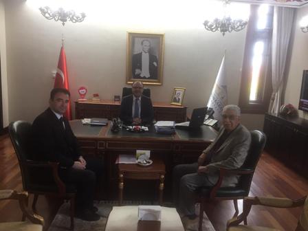 “Yerel basına sahip çıkın”