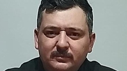 HASTANE ÖNÜNDE NARKOTİK AĞACI