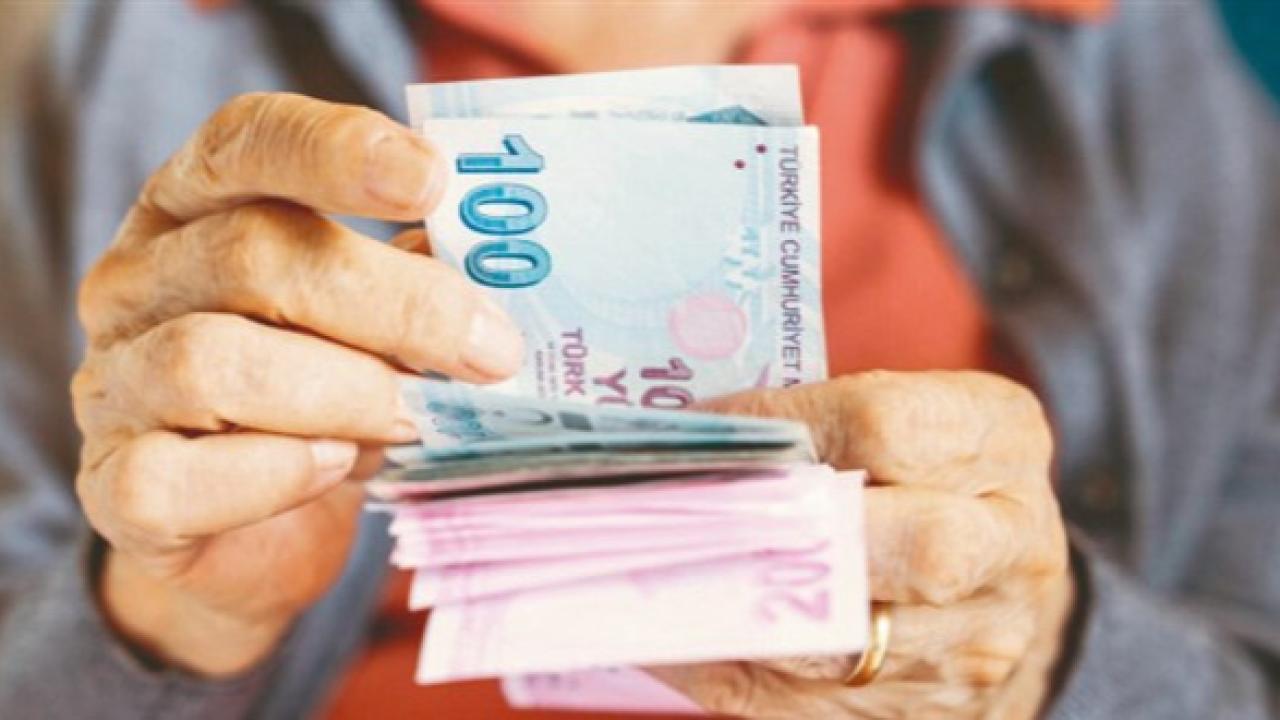1 Milyon Emekliye Kötü Haber! Borcu Olanların Maaşından Yüzde 25 Kesinti Geliyor