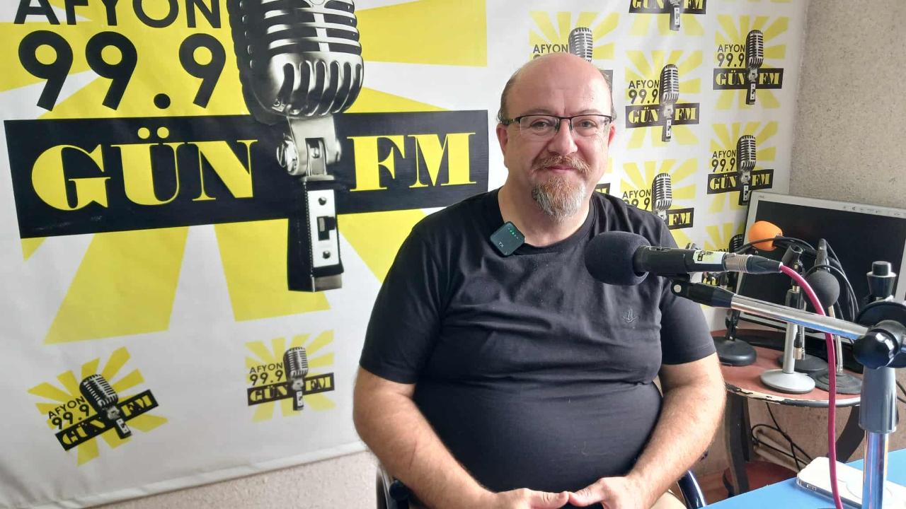 “40 Yaş Sonrası Yılda Bir Muayene Olalım”