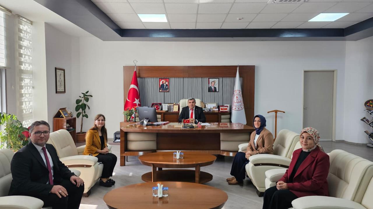 AFSÜ Akademisyenlerinden Müdür Sünnetci&#039;ye Ziyaret