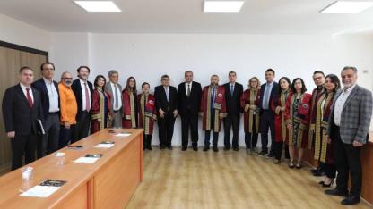AFSÜ’de Kadro Ataması Yapılan Öğretim Üyeleri Cübbelerini Giydi