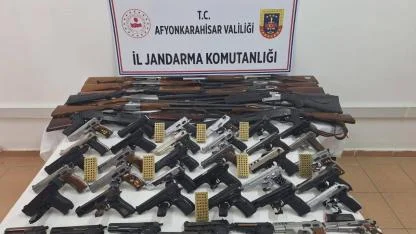 Afyon’da Düğünlerde Silah Atanlara Jandarma Darbesi!