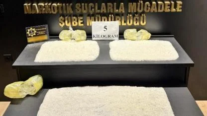 Afyon’da Durdurulan Tırdan 5 Kg Uyuşturucu Çıktı!
