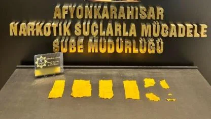 Afyon’da Peçeteye Emdirilmiş Uyuşturucu Operasyonu: 4 Kişi Tutuklandı
