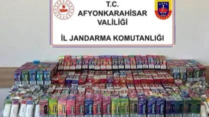 Afyonkarahisar Jandarmasından Kaçak Elektronik Sigara Operasyonu!