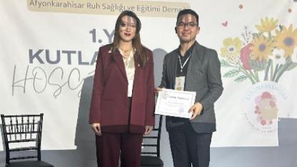 Afyonkarahisar Ruh Sağlığı Ve Eğitimi Derneği 1. Yılını Kutladı