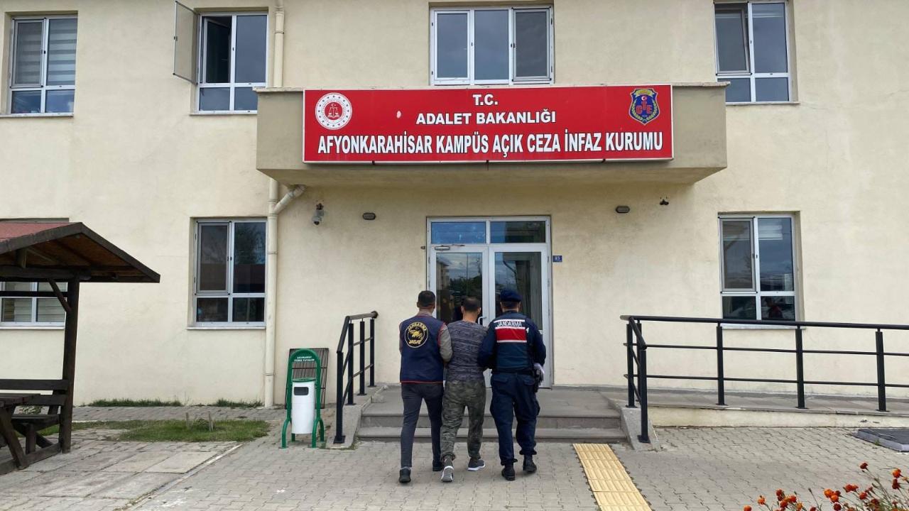 Afyonkarahisar’da 47 Yıl Hapis Cezası Bulunan Şahıs Yakalandı