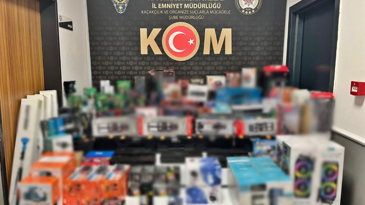 Afyonkarahisar'da Kaçakçılık Operasyonu