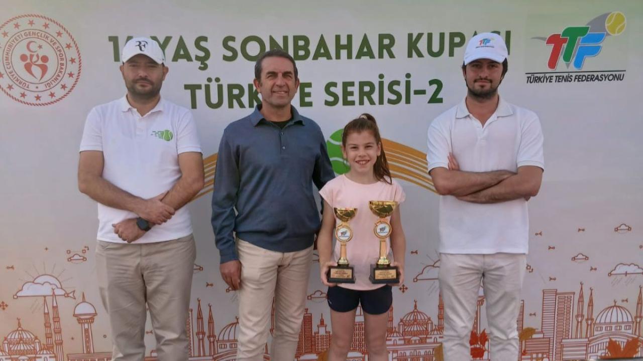 Afyonkarahisarlı Minik Raket Hafsa Zehra Çınar’dan Büyük Başarı