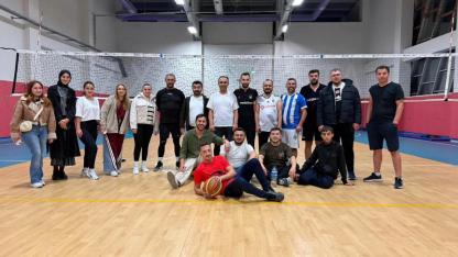AK Parti Afyonkarahisar Teşkilatı Voleybol Maçında Buluştu