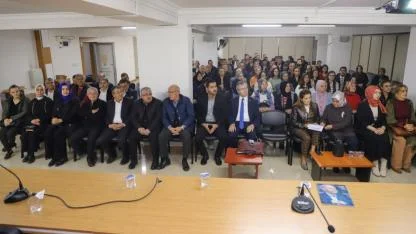AK Parti Teşkilatına Prof. Dr. Yaman'dan Beden Dili ve Protokol Eğitimi