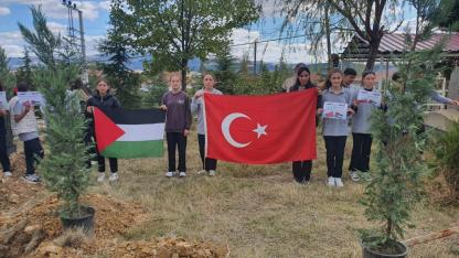 Akharım Atatürk Ortaokulu'ndan Filistin’e Anlamlı Destek