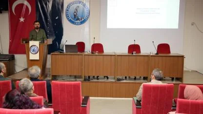 AKÜ'de Gazze'ye Yönelik İnsani Girişimlerin Hukuki Zemini Anlaşıldı