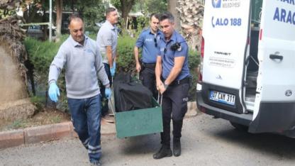 Antalya’da  Genç Adam, Çocuk Parkında Ölü Bulundu!