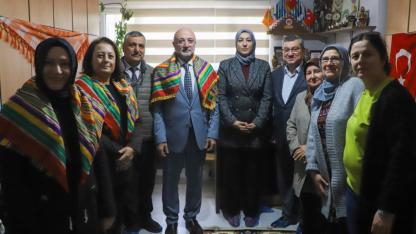 Başkan Şahin'den Gönül Köprüsü Sosyal Dayanışma Derneği'ne Ziyaret