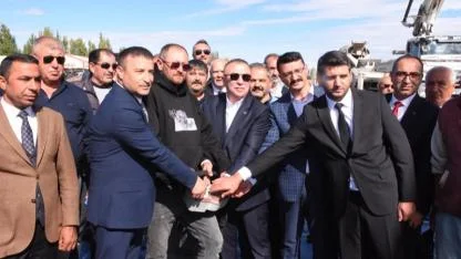 “Biz Dünyanın En Şanslı İnsanlarıyız, Çünkü Liderimiz Bahçeli!”