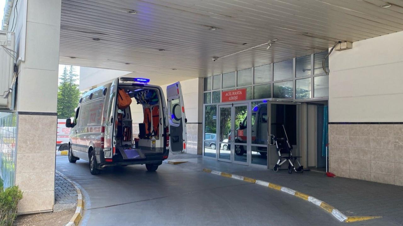 Boğaz Ağrısıyla Gitti, “Deli Dana” Hastalığı Çıktı!