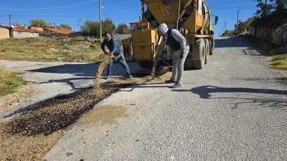 Bolvadin Belediyesi’nden Vatandaşlara Rahat Nefes Aldıran Asfalt Çalışması