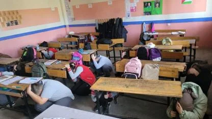Bolvadin Okullarında 'Afetler ve Dayanıklılık Ayı' Tatbikatı