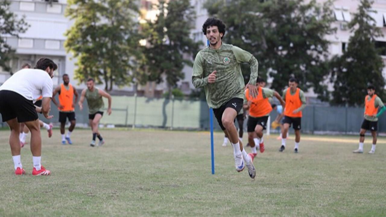 Bursa Yıldırım SK - Corendon Alanyaspor Maçı Ne Zaman, Saat Kaçta ve Hangi Kanalda?