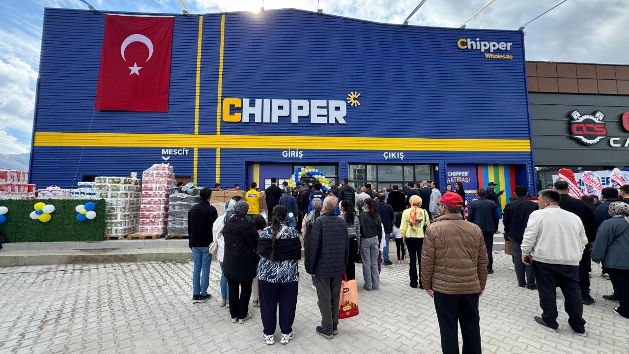 Chipper Afyon’da Açıldı! Büyük İndirimler 3 Gün Sürecek