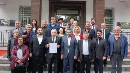 CHP Afyonkarahisar İl Başkanı Hasan Karadeniz Mazbatasını Aldı