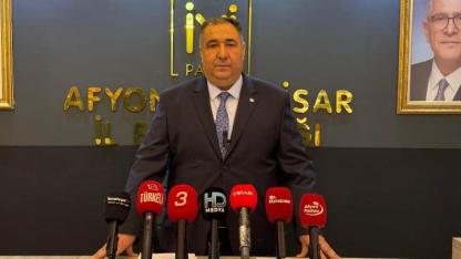 “Cumhuriyet Yeniden Doğuşun Adıdır”