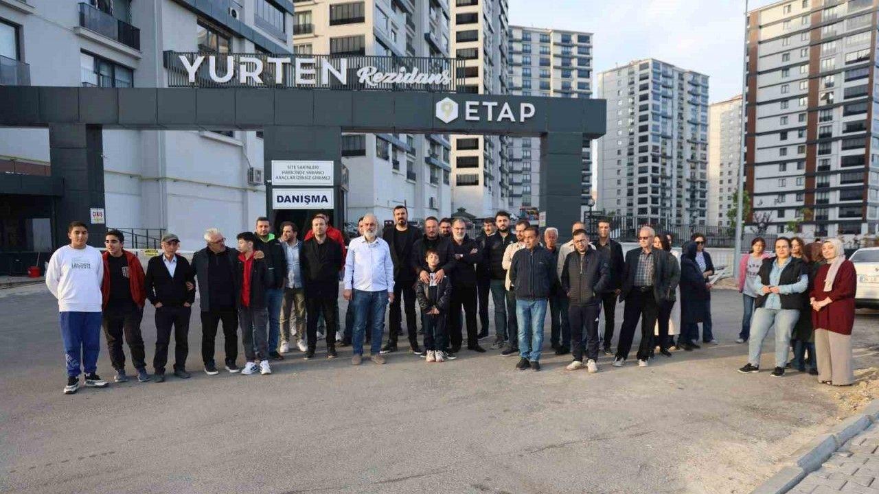 Elazığ'da Bir Site Sakinleri 27 Bin TL'lik Aidat Ücretine İsyan Etti!