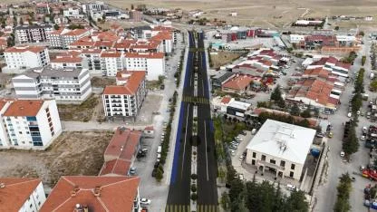 Emirdağ’da Modern Dönüşüm! Eskişehir Caddesi Baştan Sona Yenileniyor