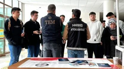 Emniyet 17 Bin Genci Bilgilendirdi
