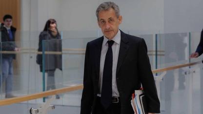 Eski Fransa Cumhurbaşkanı Nicolas Sarkozy Yarın Hapse Giriyor!