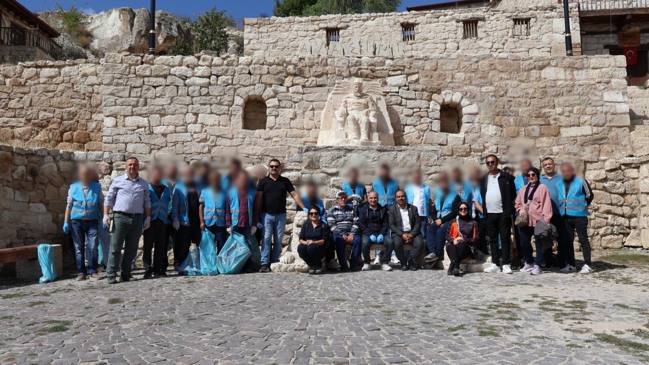 Frig Vadisi’nde Yükümlülerden Çevre Temizliği