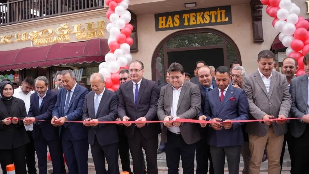 HAS Tekstil Firması Bolvadin’de Hizmete Açıldı