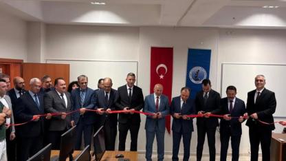 İGM Desteğiyle Sinanpaşa MYO’ya 22 Bilgisayarlık Laboratuvar Kuruldu