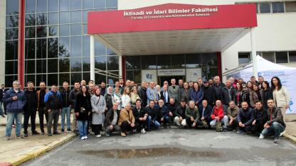 İktisadi ve İdari Bilimler Fakültesi 51. Yılında Mezunlarla Bir Araya Geldi