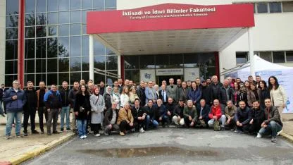 İktisadi ve İdari Bilimler Fakültesi 51. Yılında Mezunlarla Bir Araya Geldi
