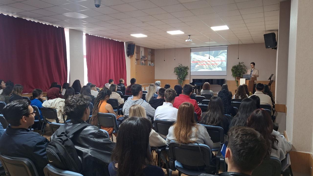 İl Sağlık Müdürlüğü’nden Davranışsal Bağımlılıkla Mücadele Eğitimi