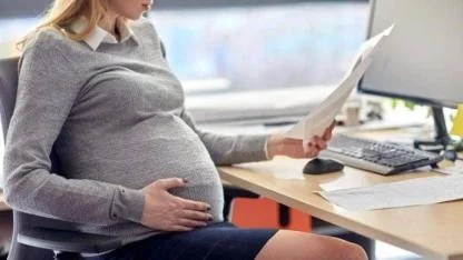 İşçi ve Memur İzin Farkı Kalkıyor: Annelik İzni 24 Haftaya, Babalık İzni 15 Güne Çıkıyor