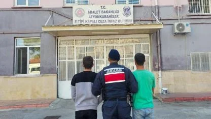 Işıklarda Uyuşturucu Operasyonu!