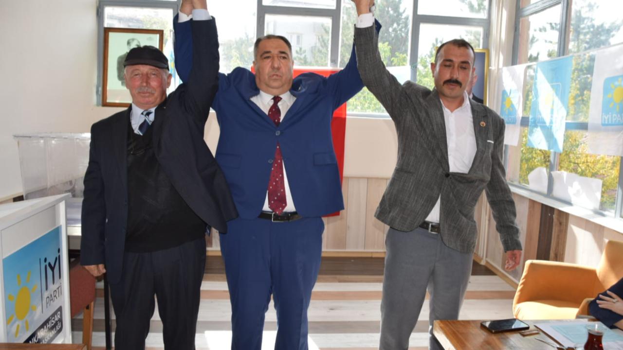 İYİ Parti Bayat’ta Başkan Yılmaz Karaküçük Oldu