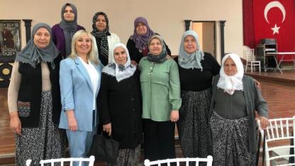 “Kadınlarımızın Oluşturduğu Bu Sıcak Ortam Bizlere Güç Veriyor”