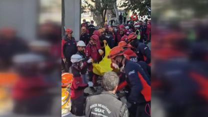 Kocaeli’de Çöken Binanın Enkazından 2 Kişinin Cansız Bedeni Çıkarıldı