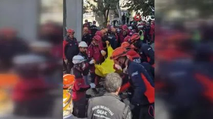 Kocaeli’de Çöken Binanın Enkazından 2 Kişinin Cansız Bedeni Çıkarıldı