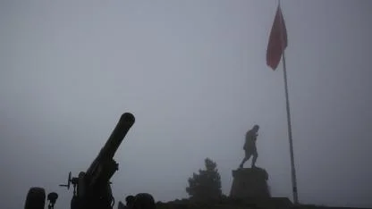 Kurtuluşun Zirvesi Kocatepe Üzerine Çöken Sis, Tarihi Bir Tabloyu Andırdı