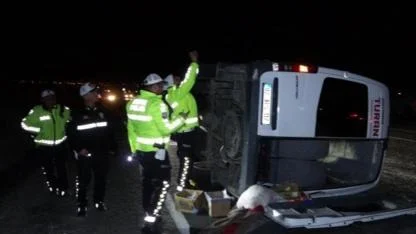 Lastik Patlaması Kazaya Neden Oldu: 13'ü Öğrenci 14 Kişi Yaralandı