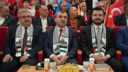 Milletvekili Yurdunuseven Kayseri’de Toplantıya Katıldı