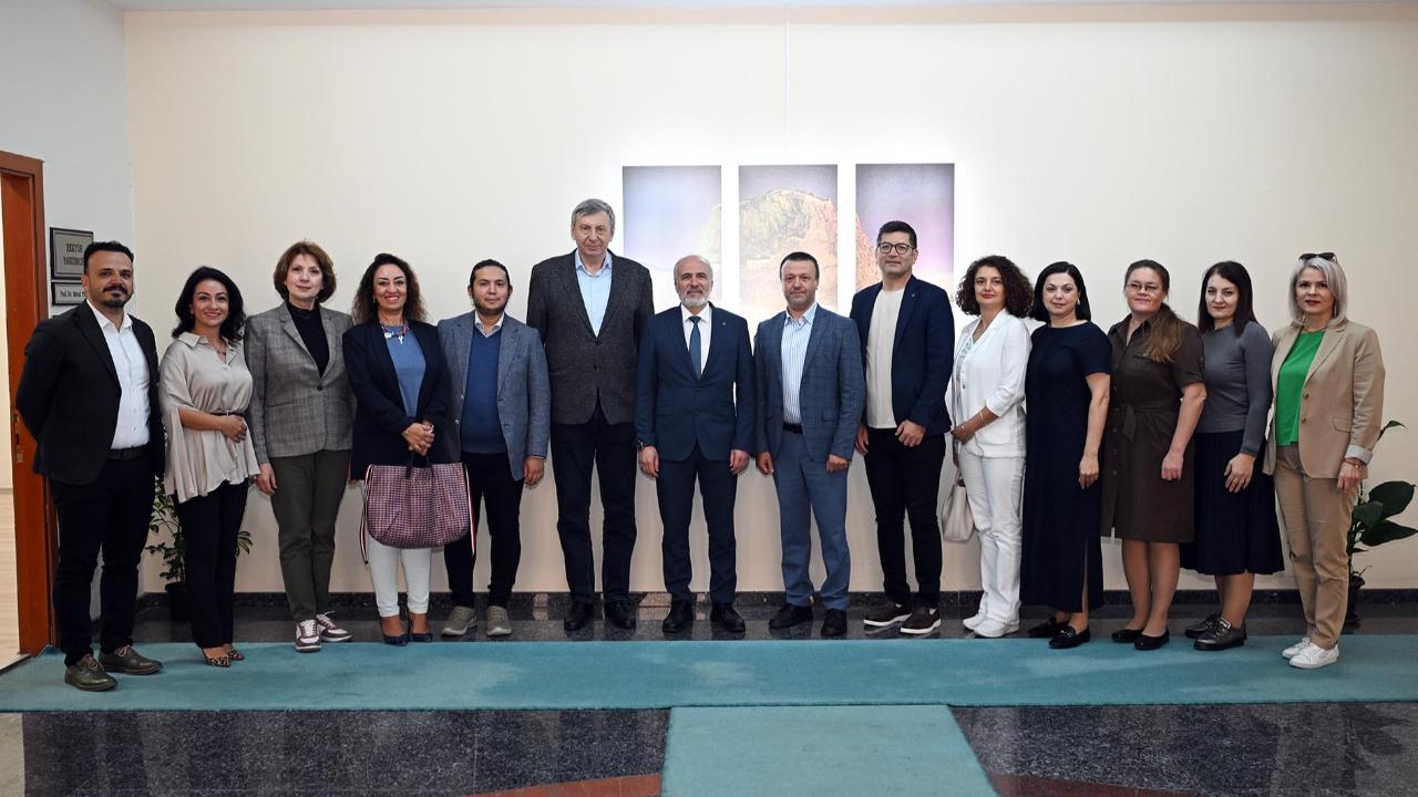 Moldova Ion Creangă Devlet Pedagoji Üniversitesinden AKÜ’ye Ziyaret